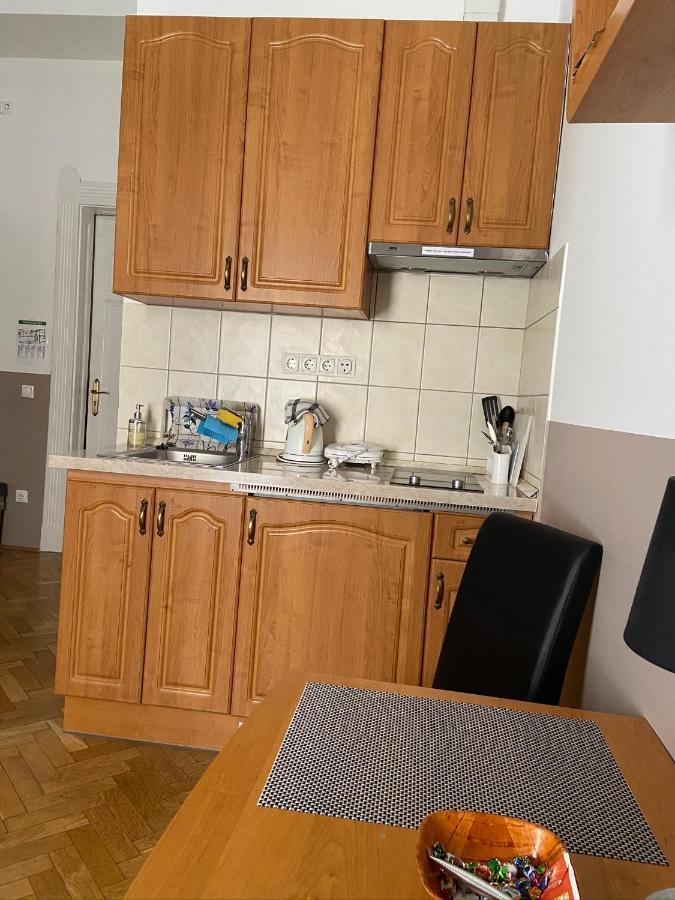 Guest Rest Studio Apartments Будапеща Екстериор снимка